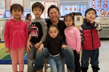M.Cheng with Students